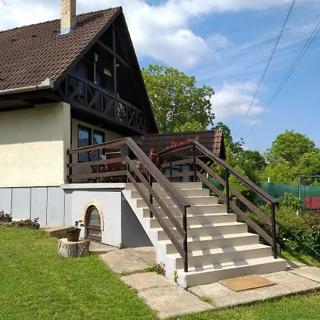 Dunakanyar Gyongye Casa vacanze